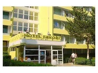 Favorit Hotel 3*