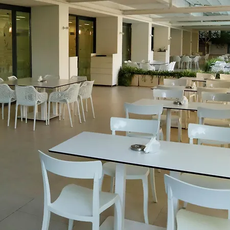 Favorit Hotel
