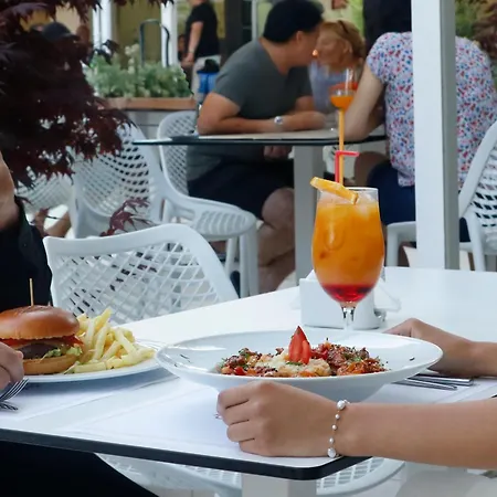 호텔 Favorit 비너스